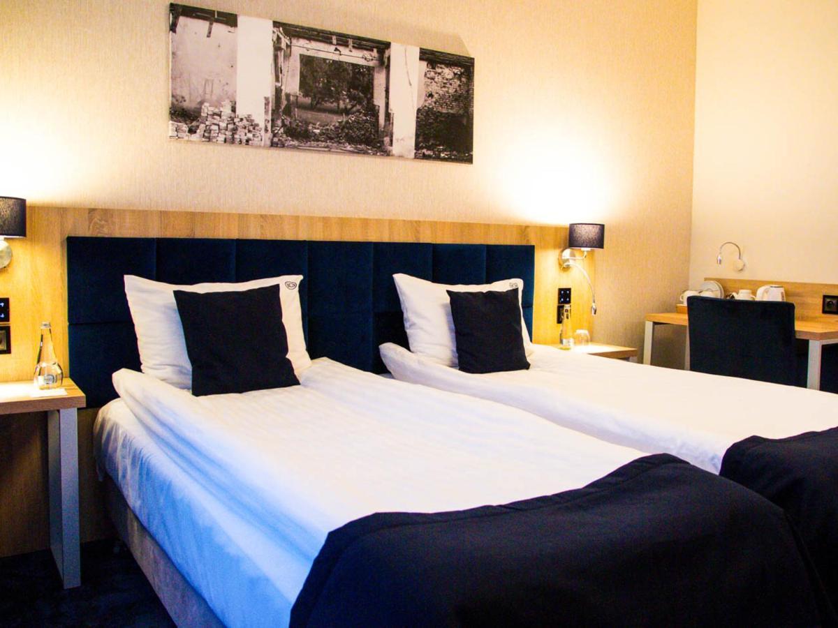 Ignasiak Hotel Wrzesnia Ngoại thất bức ảnh