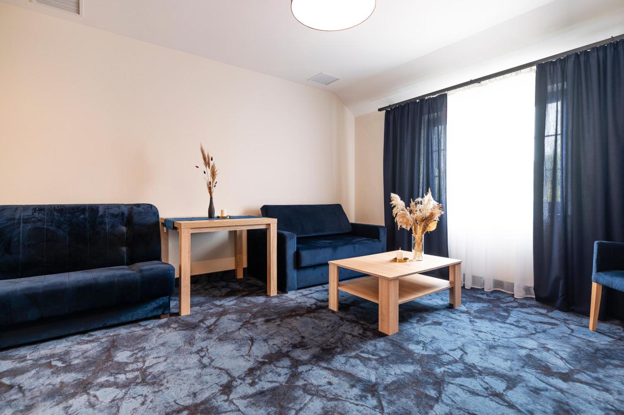 Ignasiak Hotel Wrzesnia Ngoại thất bức ảnh